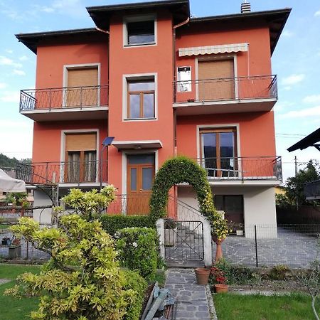 La Rosa Rossa Apartman Cambiasca Kültér fotó